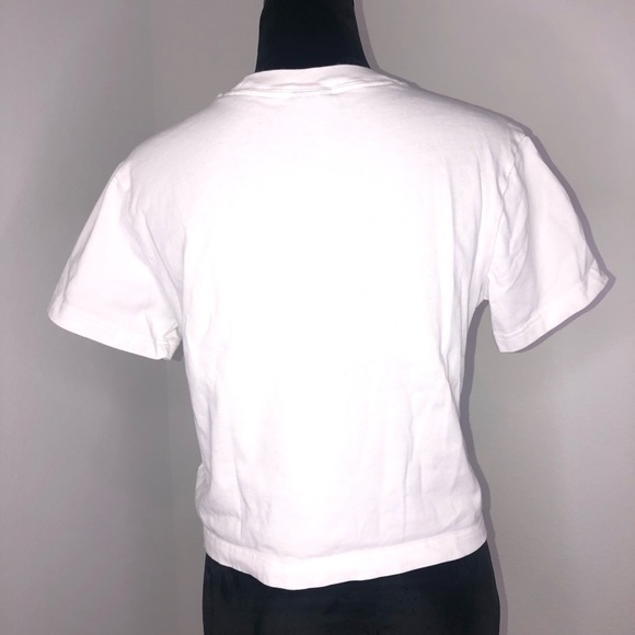 NIKE Swoosh Pocket Tee - Picture 2 of 4